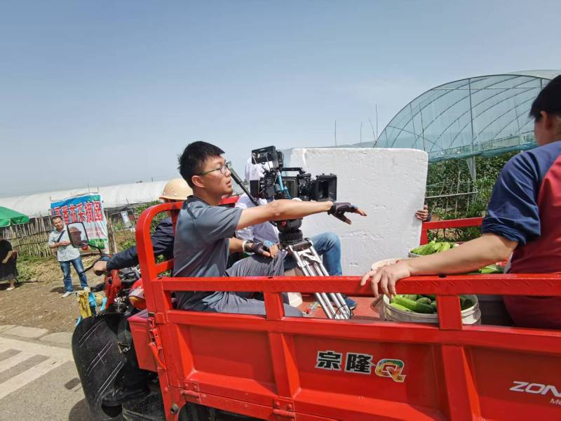 电商爆款背后的推手：瓦房店市产品视频拍摄公司精准捕捉卖点痛点